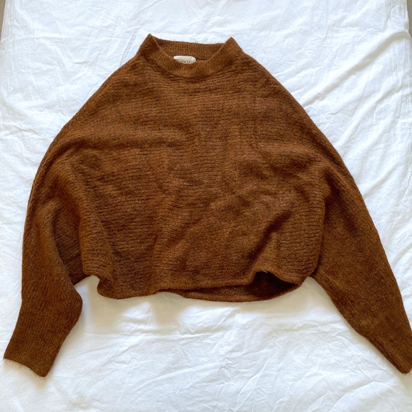 Brown Cropped Knit Sweater - Size S/M - Picture 1 of 1